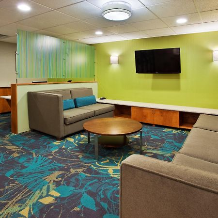 Holiday Inn Express Hotel & Suites Kimball, An Ihg Hotel Esterno foto